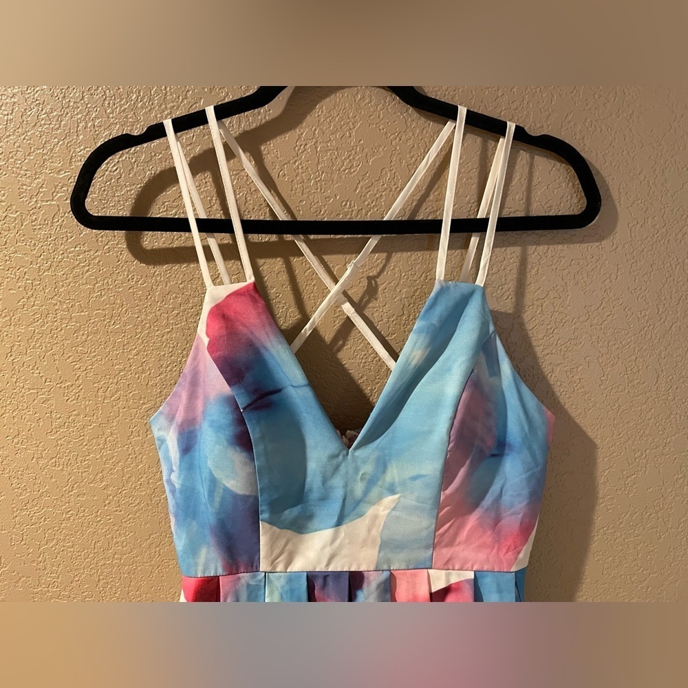 L'ATISTE Tie-Dye Strappy Mini Dress NWT Sz XS - Picture 4 of 6